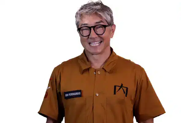 Dr. Fernando Utimura - Especialista em Invisaling - Granja Viana